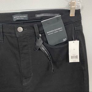 BANANA REPUBLIC ♠️ High-rise Fade Resistant Ankle Jean - Size 32R